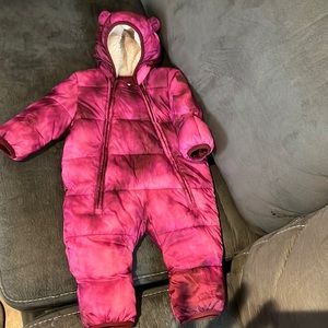 Baby gap limited edition 2022 lightly used, water proof,